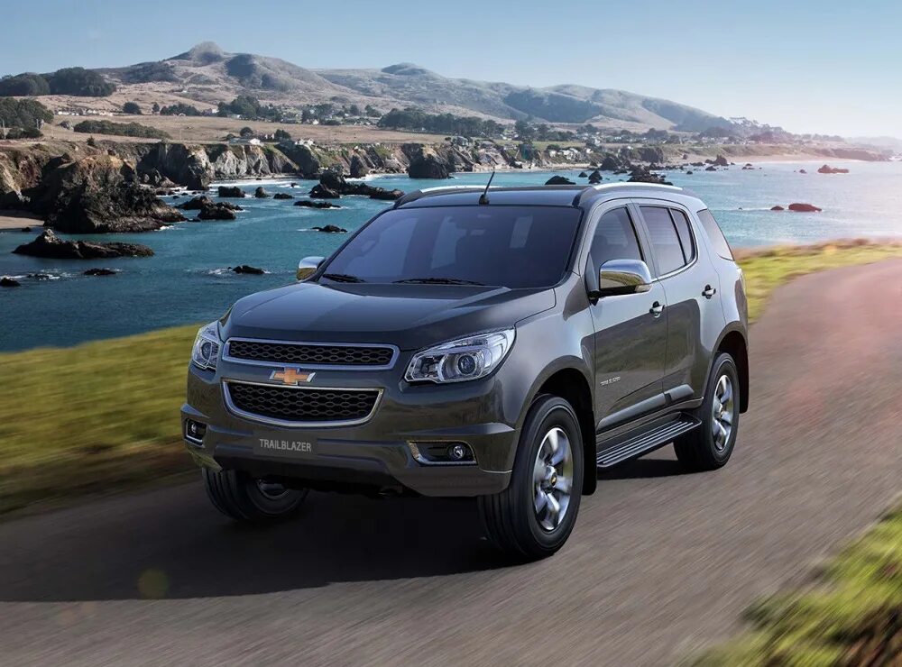 Шевроле трейлблейзер поколения. Chevrolet trailblazer 2013. Шевроле trailblazer 2013. Chevrolet trailblazer 3 поколение. Chevrolet trailblazer SUV.