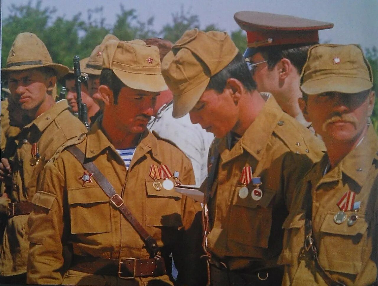 Афган 80. Бтр 70 в афганистане 1979-1989. Афган 80. Бтр 80 афганистан в афганистане. Кандагар афганистан война.