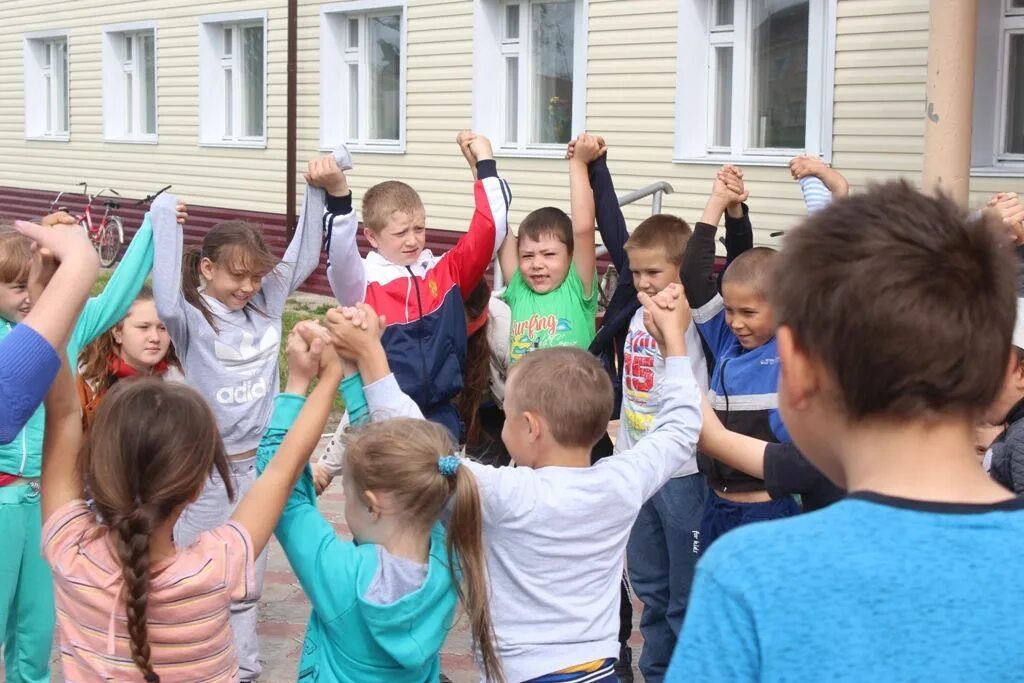 Дол альметьевск. Лагерь Солнечный Казань. Дол Солнечный Альметьевск. Детский лагерь Солнечный Альметьевск. Альметьевск лагерь Солнечный Юность.