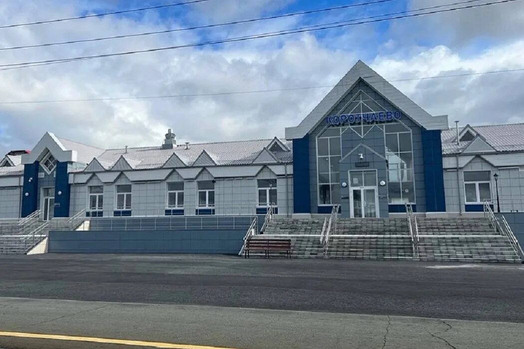 Коротчаево новый уренгой жд станция. Станция коротчаево ямало-ненецкий. Коротчаево ямало-ненецкий автономный округ жд вокзал. Станция коротчаево ямало-ненецкий автономный округ. Станция коротчаево ямало-ненецкий.