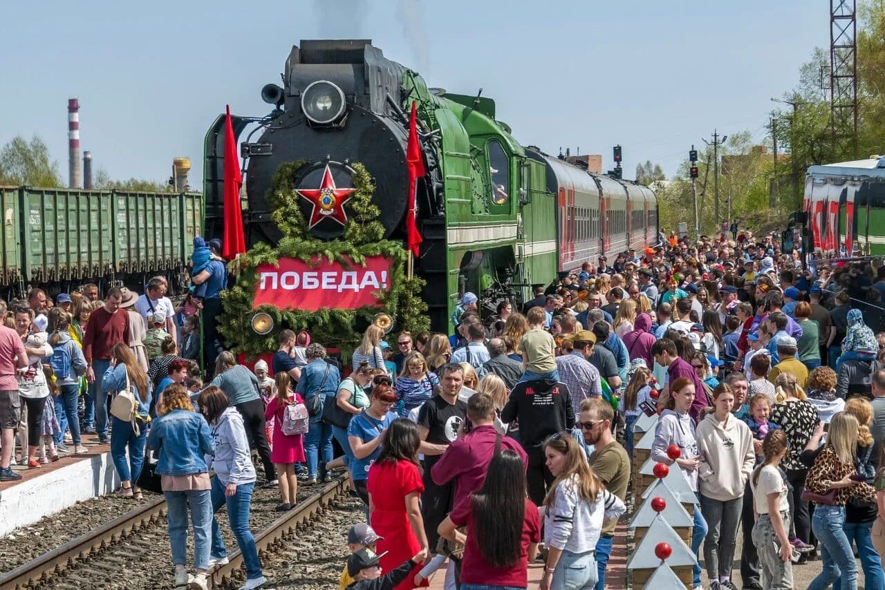 Приедет поезд победы. Ретропоезд «эшелон Победы». Ретропоезд Лебедянка. 2022 Год поезд Победы в Новороссийске. Поезд Победы Брянск.