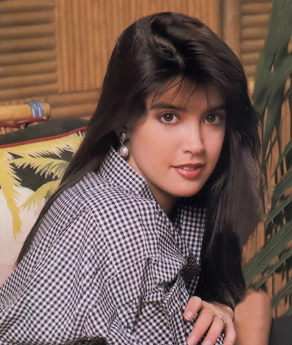 Phoebe cates