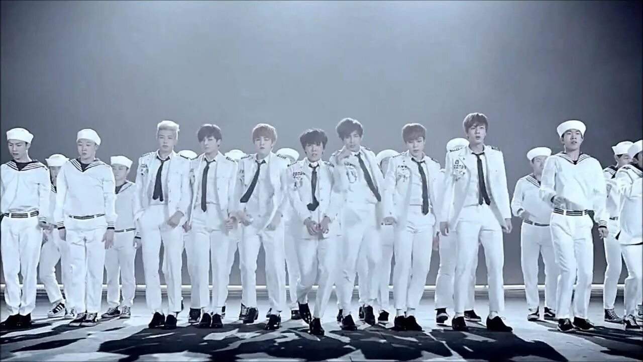 Bts intro. Bts intro performance trailer. bts in white performance. концепт фото интро бтс. интро бтс видео каллинг.