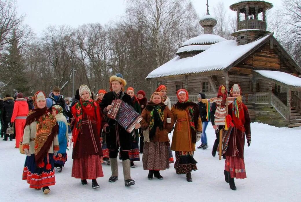 Масленица красная горка. Масленичные традиции Великий Новгород. Витославлицы Великий Новгород Масленица. Русские народные гуляния. Народные гуляния на Масленицу.