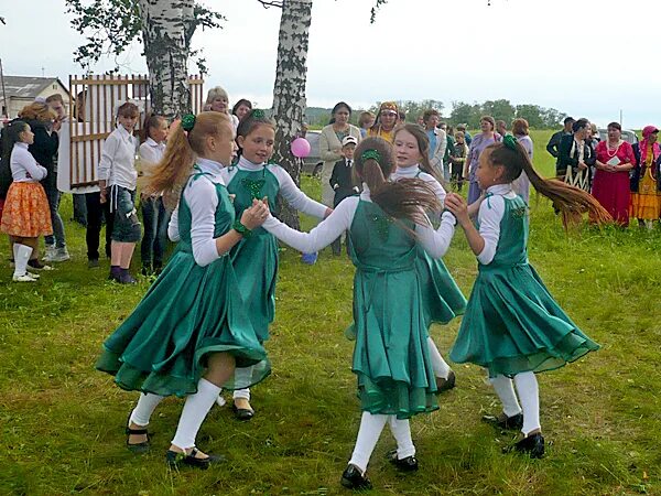 Погода в ситцева. Деревня Ситцева. Старинный праздник Нязепетровского района. Деревни Нязепетровского района. Деревня Бозово Нязепетровский район.