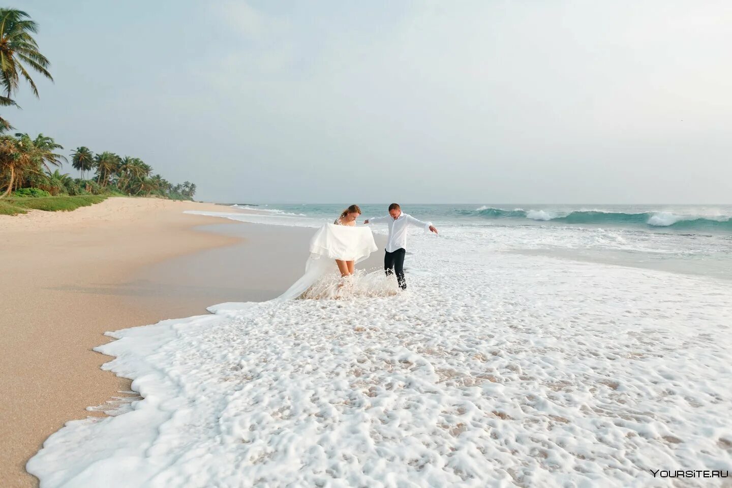Новый год на шри ланке 2024. Свадьба на Шри Ланке 2022. Пляж Виджая Шри Ланка. Шри Ланка Свадебная фотосессия.