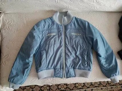 Продам куртку б у