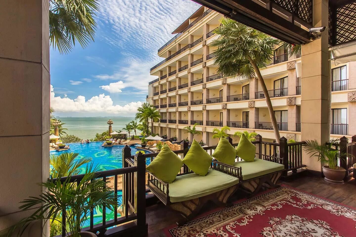 Garden cliff resort отзывы. Паттайя гарден клиф резорт. отель garden cliff resort &amp; spa. garden cliff resort 5*. garden cliff resort 5 таиланд.