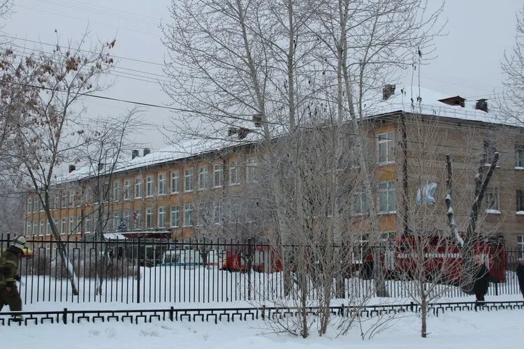 Сш 127. Школа 127 екатеринбург. школа 127 барнаул. школа 127 пермь. 127 гимназия казань.