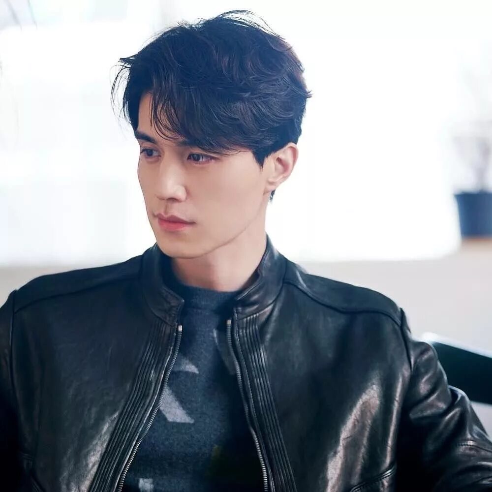 Ли дон ук новое. Lee dong Wook. Корейский актер ли Дон УК. Лин Дон УК дорама. Lee dong Wook улыбка.