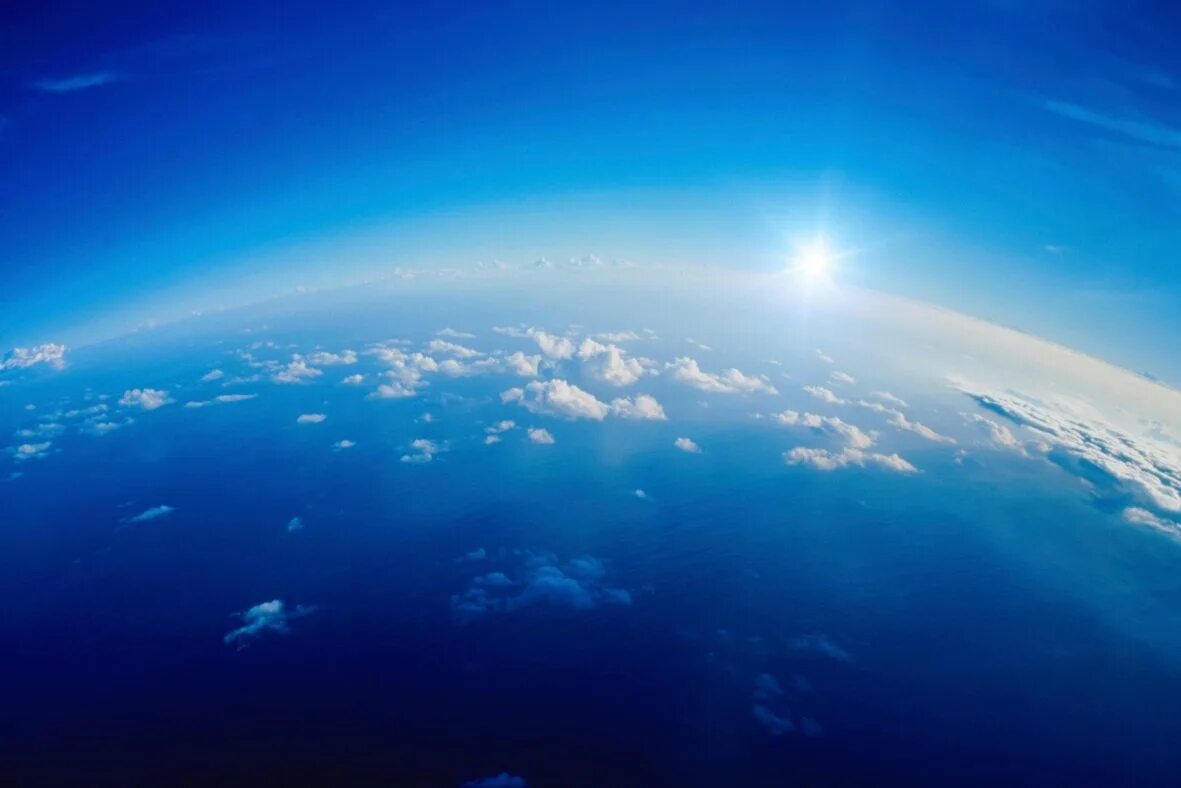 Космос стратосфера атмосфера. Стратосфера озоновый слой. Небо. Синее небо.