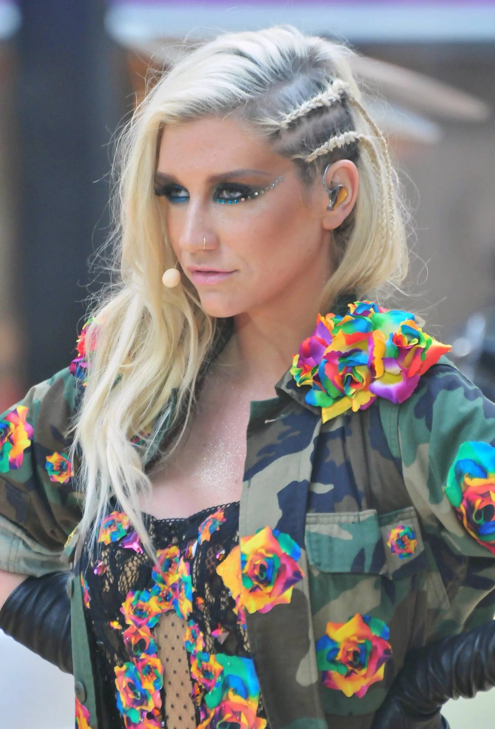 Кеша певица 2024. Kesha певица 2010. Кеша певица 2022. Kesha 2021. Kesha 2021.