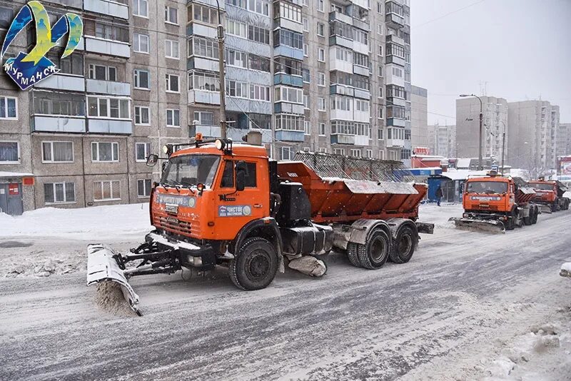 ММБУ управление дорожного хозяйства. КАМАЗ В Казани для посыпки дорог. Директор ММБУ УДХ. Удх мурманск