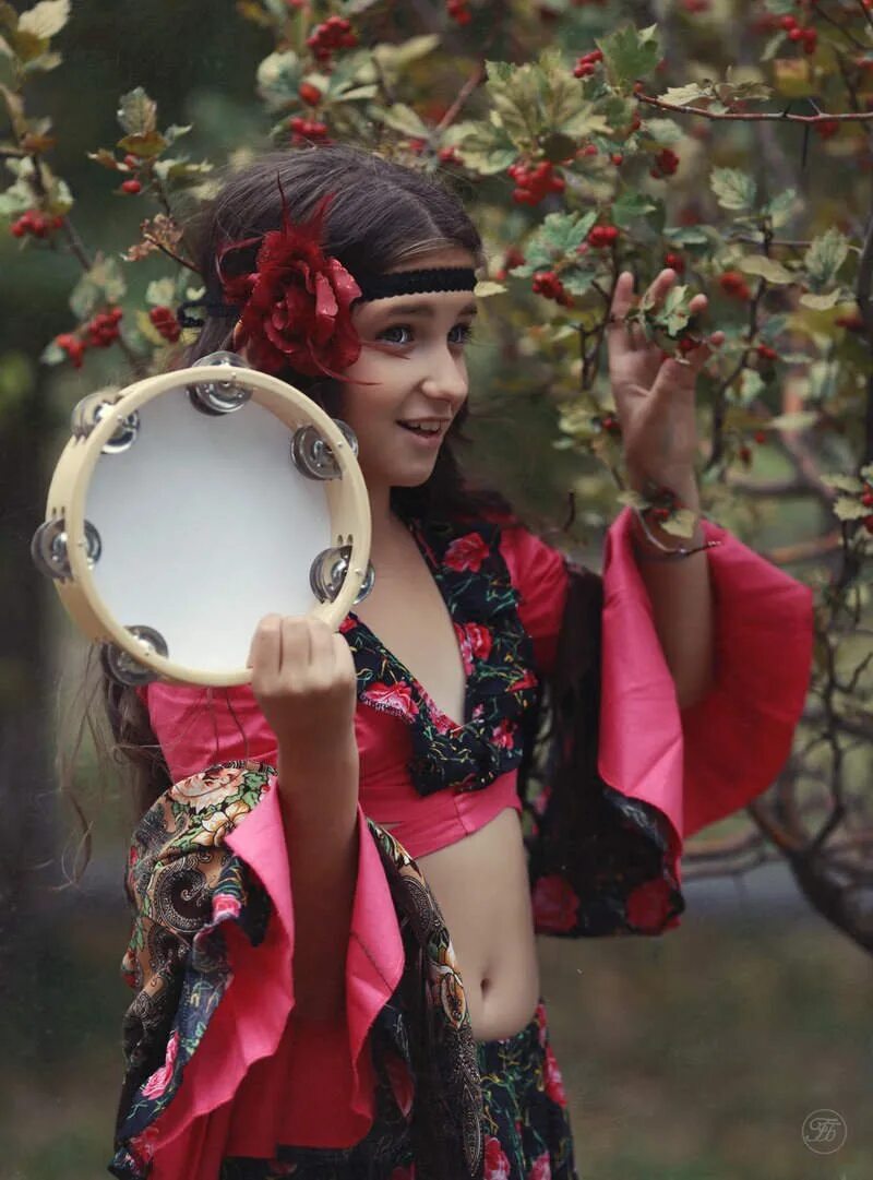 юная цыганка. цыганка эльза. цыганка. мария цыганок. цыганки красавицы.