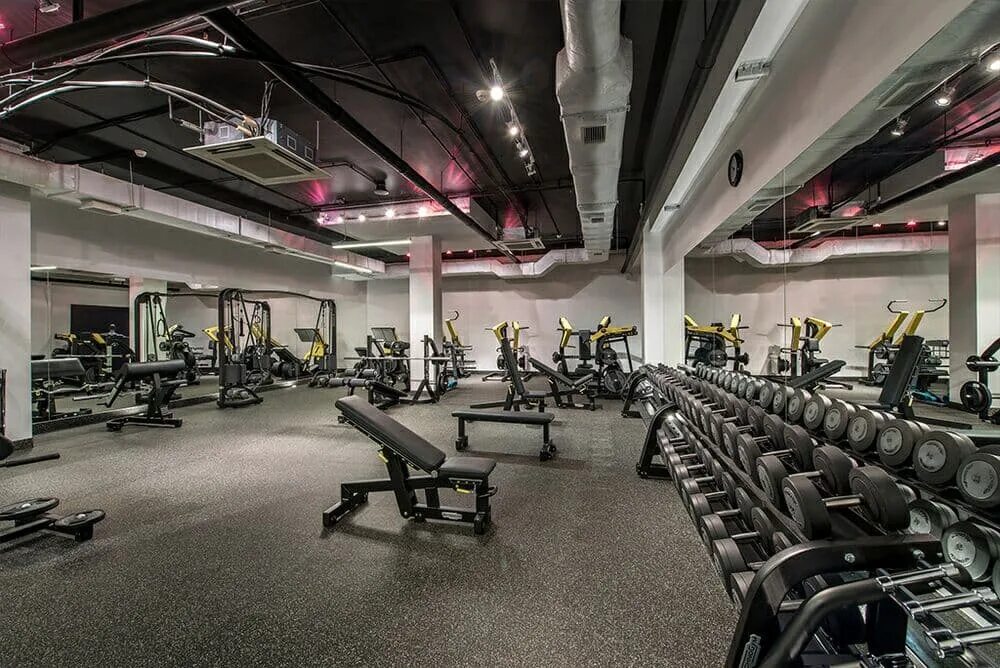 Gw фитнес долгоозерная. Бассейн gio wellness. Gw fitness 5 озер. Фитнес клуб gw fitness на будапештской. Gio wellness 5 озер.