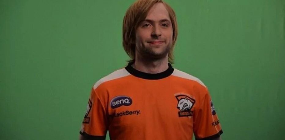 Ns player
