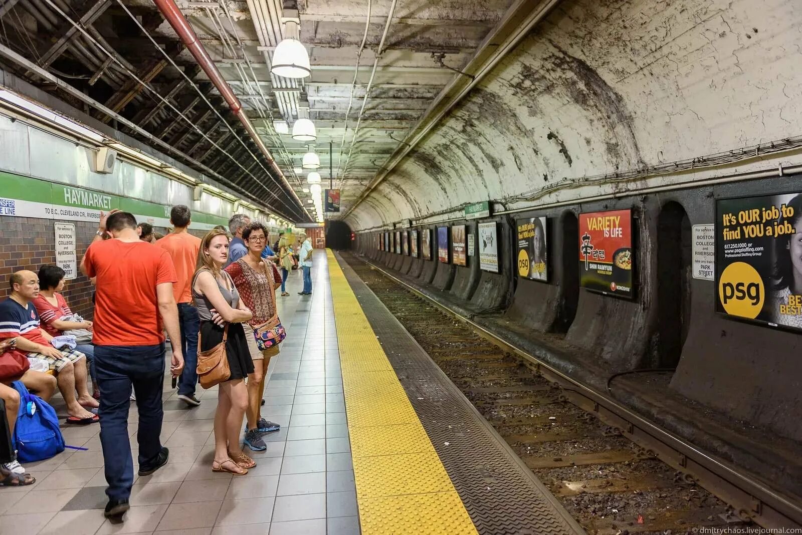 Метрополитены сша. Станции метро Нью Йорка. Станции метро в США. Метро Бостона. Метро Нью-Йорка 2023.