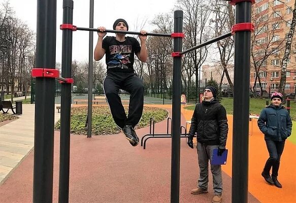 Воркаут центр. Воркаут москва. Воркаут площадки ярославль. Стрит воркаут тюмень. Стрит воркаут.