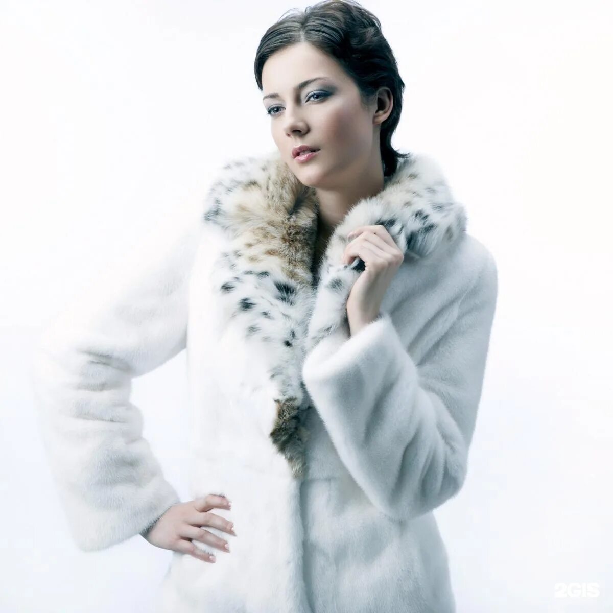 Мир кожи и меха. Кожа и меха в ельце. Мир кожи ростов. Мкм мир кожи и меха официальный сайт. Магазин кожи и меха.