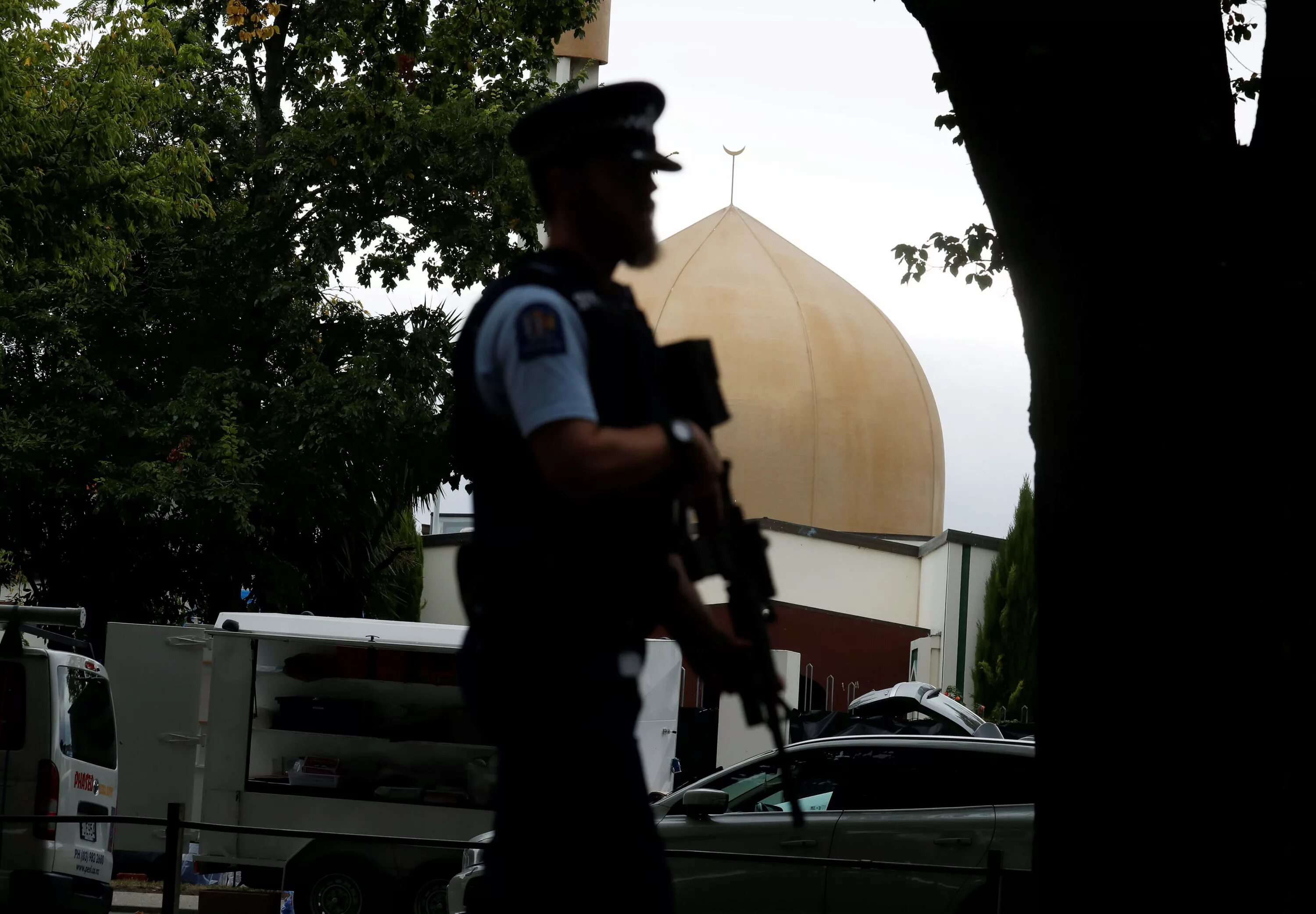 Теракт в мечети в новой Зеландии. Брентон Таррант стрельба. Новая Зеландия террорист в мечети. Стрелок в мечети новая Зеландия.