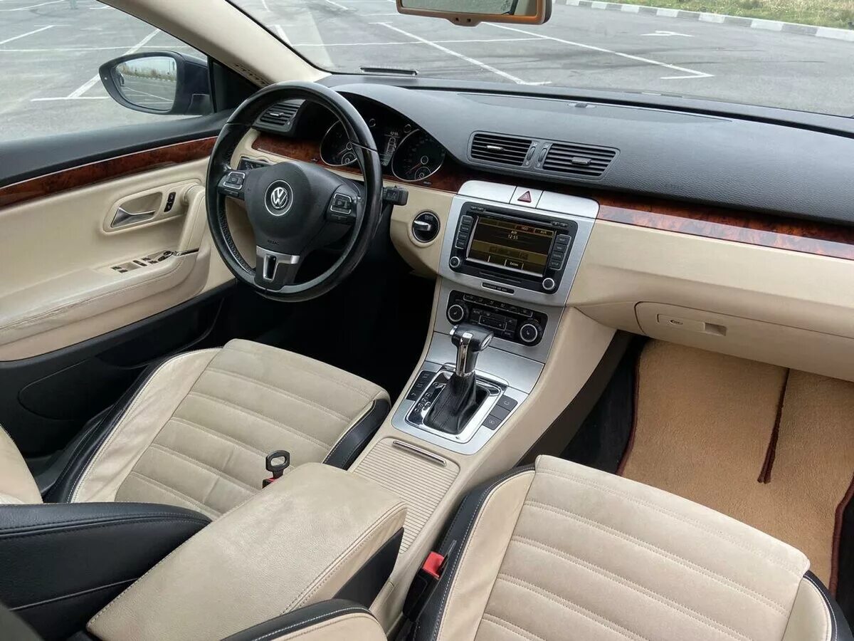 Салон сс. Volkswagen Passat cc 2010 Interior. Фольксваген Пассат 2010 салон. Volkswagen Passat cc салон. Volkswagen Passat cc 2010 салон.