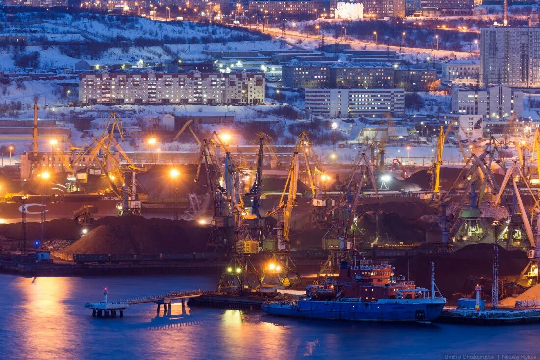 На каком море расположен порт мурманск. Морской порт мурманск. морской торговый порт мурманск. северный морской порт мурманск. город мурманск «мурманский морской рыбный порт».
