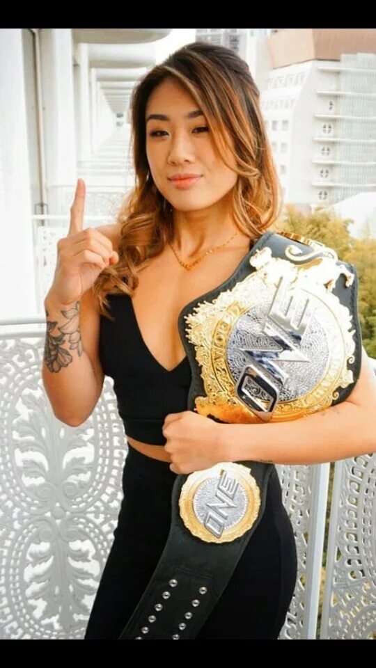 Чемпионка one fc. Angela lee. Angela lee. Angela lee 2020. Angela lee 2020.