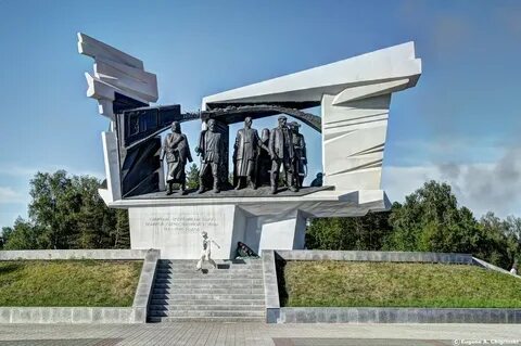 Памятники в омске фото