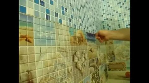 На плитку можно приклеить панели