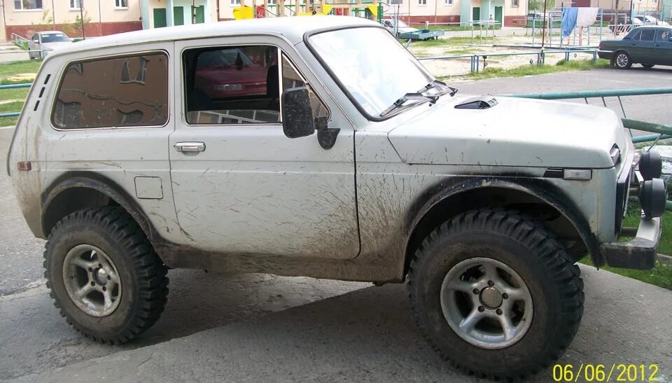 Нива 2121 колеса от уаза на ниву. Нива на 30 колесах. Подойдут ли диски от уаза на ниву. R15 колеса от уаз на ниву. Подойдут ли диски от уаза на ниву.