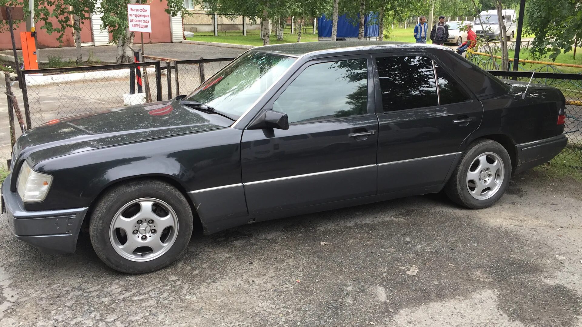 Мерседес 124 кузов черный. Mercedes-benz w124. 124 бу. Мерседес 124 s класс. 124 бу.