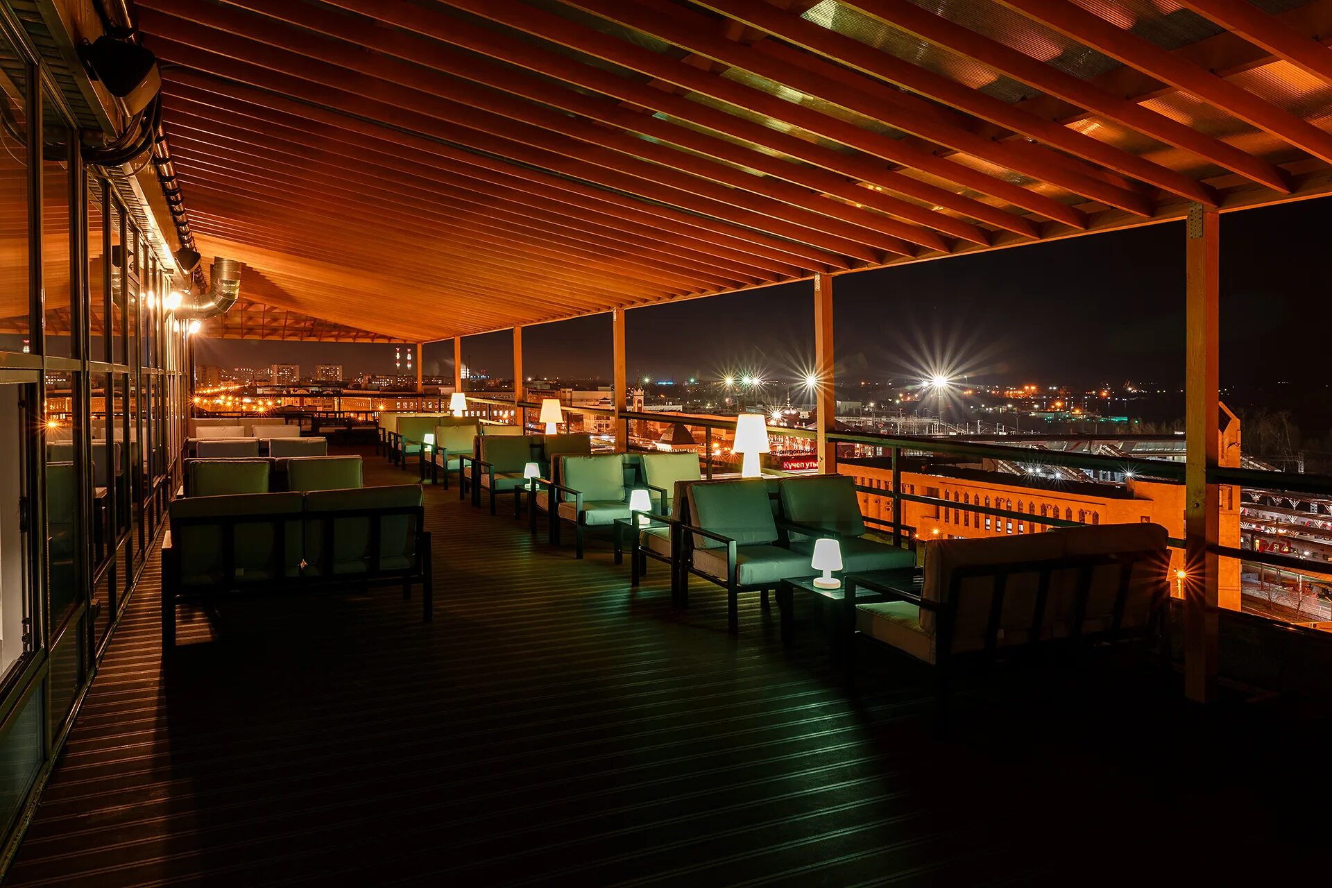 Roof bar казань. Руф бар. Руф бар. Руф бар казань меню. Ресторан five бишкек.