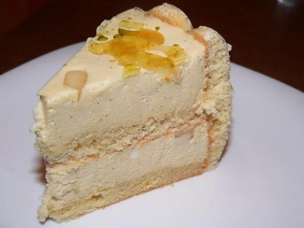 Шарлотка с мороженым. Оформление грушевого торта. Грушевый шарлотт. Шарлот с малиной барукова. Украшение шарлотки.