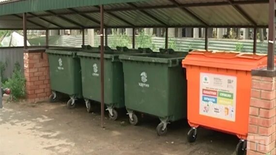 Контейнеры для раздельного сбора тко. Мусорные контейнеры ярославль. Контейнеры для раздельного сбора тко. Контейнерная площадка маф-7 (13901). Контейнер для ртутных ламп.