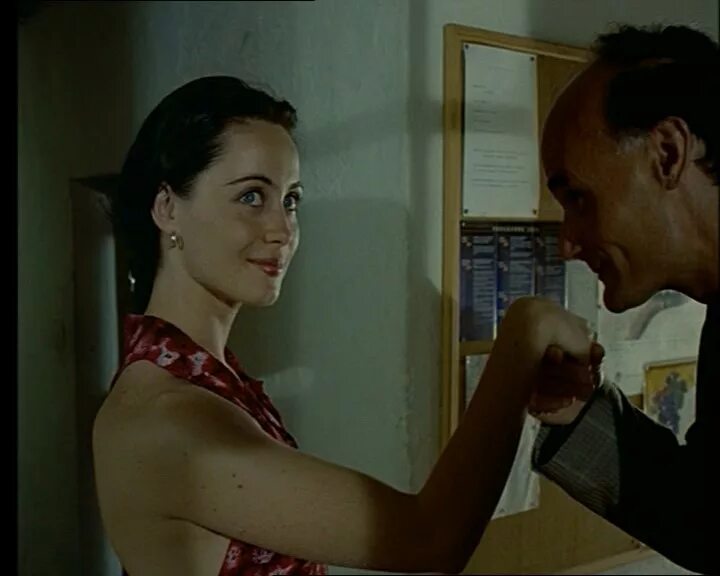 Очаровательная проказница эммануэль эммануэль беар. Очаровательная проказница (1991). Belle noiseuse. Очаровательная проказница фильм 1991. La belle noiseuse фильм 1991.