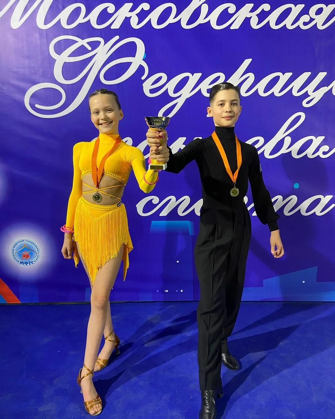 Фтсаар начинающие. Фтсаар начинающие. Федерация танцевального спорта россии. Фтсаар начинающие. Фтсарр акробатический рок-н-ролл.