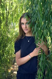 Лена лебедянь