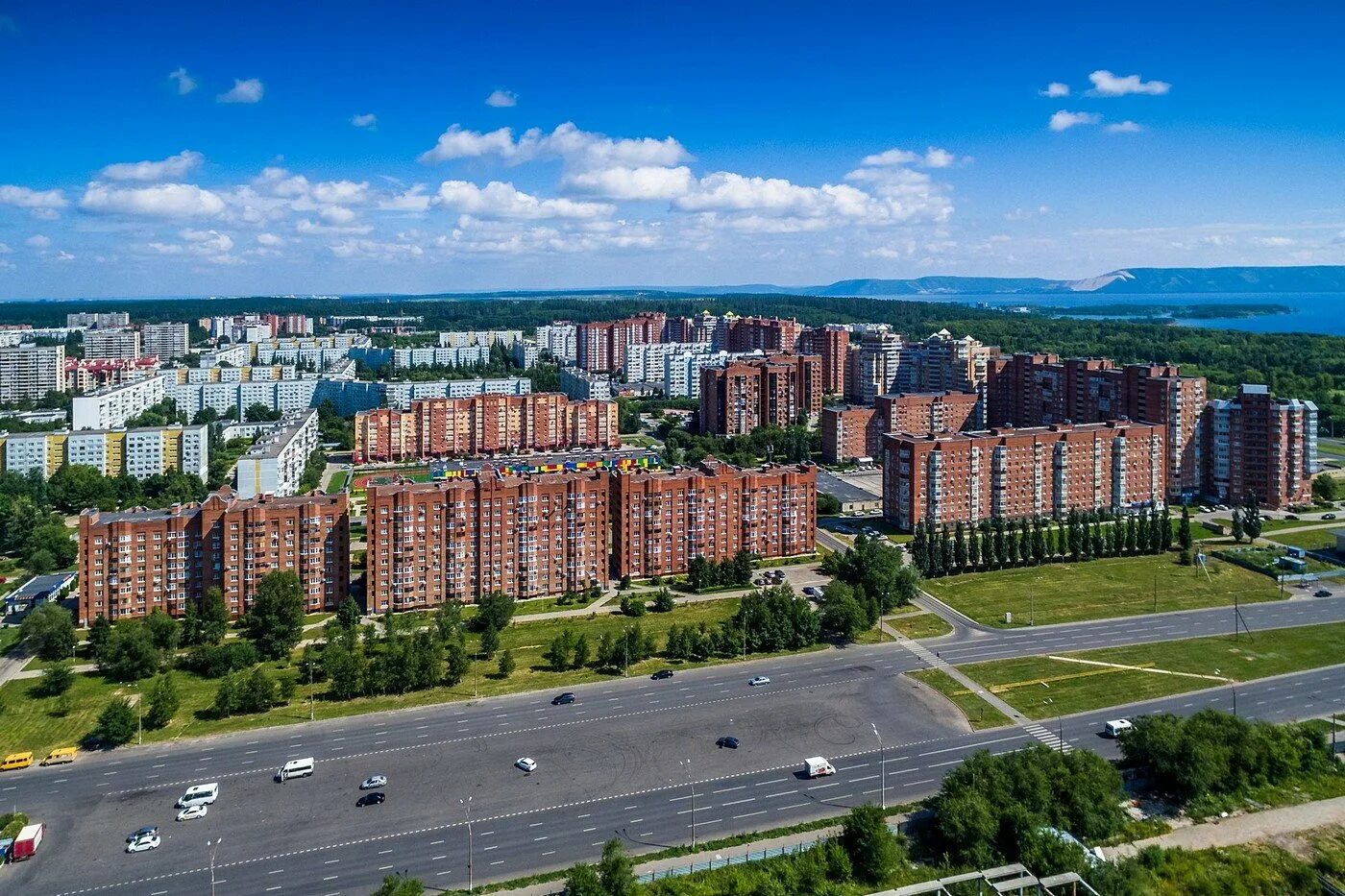 Тольятти Автозаводской район центр. Город Тольятти Автозаводский район. Тольятти центр города. Тольятти архитектура Автозаводский район.