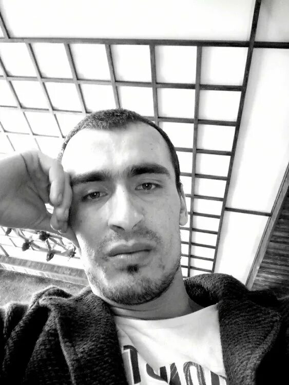 Певец азам ахмедов сколько лет. Певец азам ахмедов сколько лет. Азам ахмедов. Азам ахмедов. Певец азам ахмедов сколько лет.