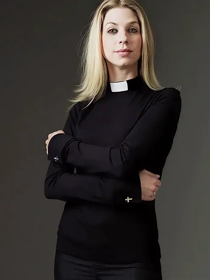 Пастырь девушка. Пастор женщина. Священник протестантской церкви. Протестантский пастор женщина. Пастор женщина.