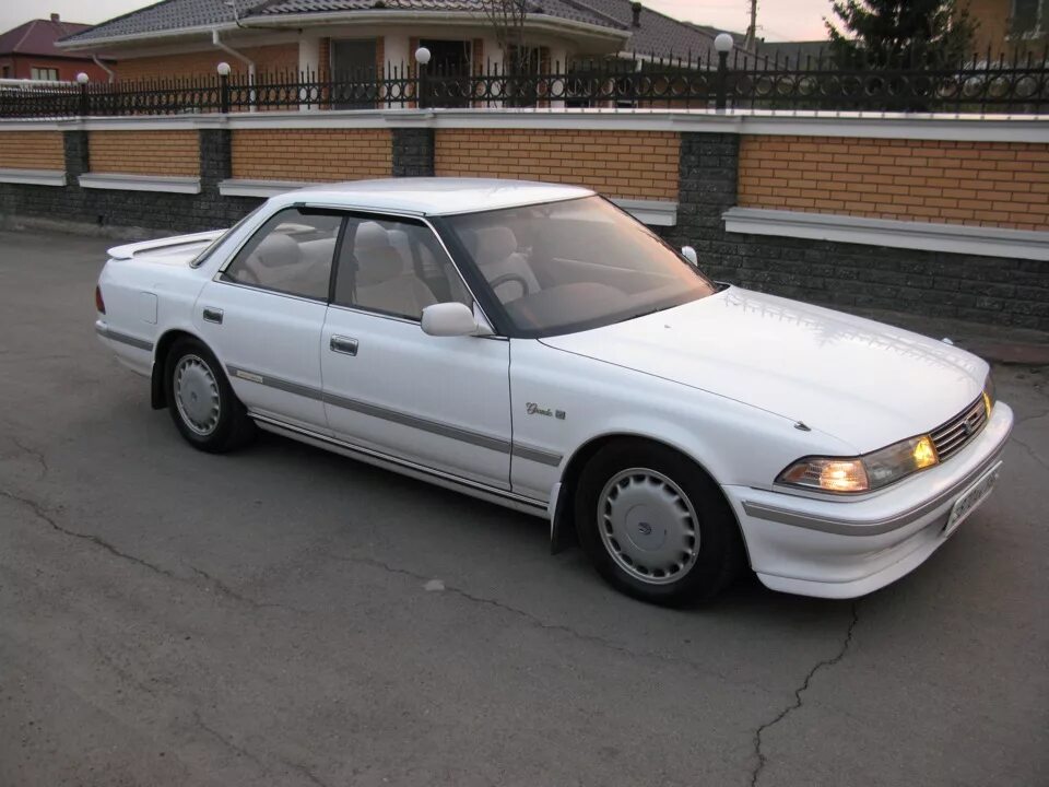 Toyota Mark II gx81. Mark 81