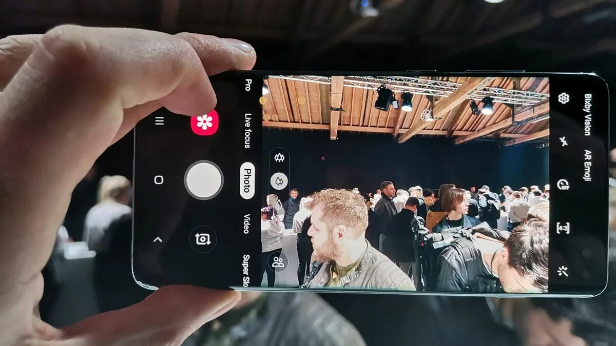 Самсунг камера скрин. S10 plus камера. Модуль камеры samsung galaxy note 10 plus. Samsung galaxy s10 camera. Samsung galaxy s10 камера.