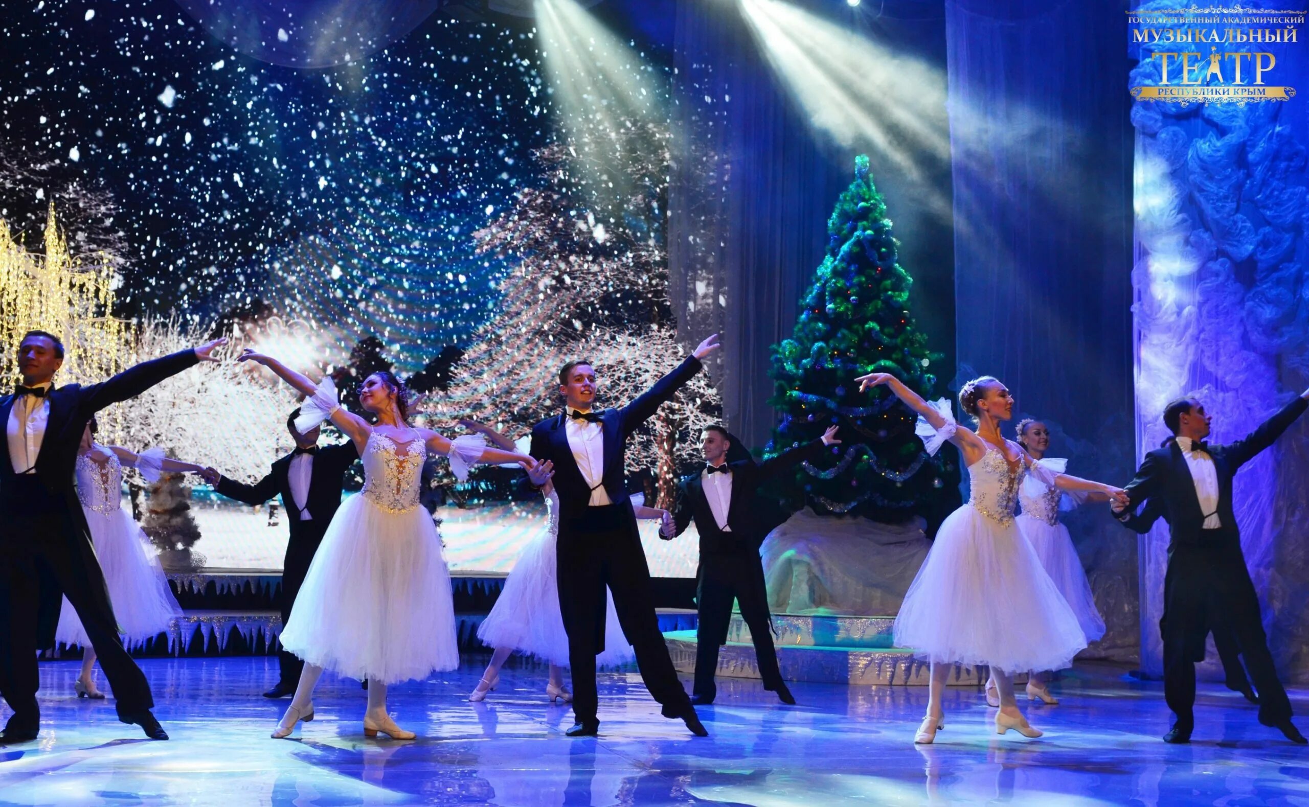 Новогодняя ночь актеры. Выступления в новогоднюю ночь. Хор турецкого новогодний концерт. Выступления в новогоднюю ночь. Выступления в новогоднюю ночь.