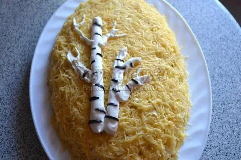 Салат белая береза с курицей и яблоком