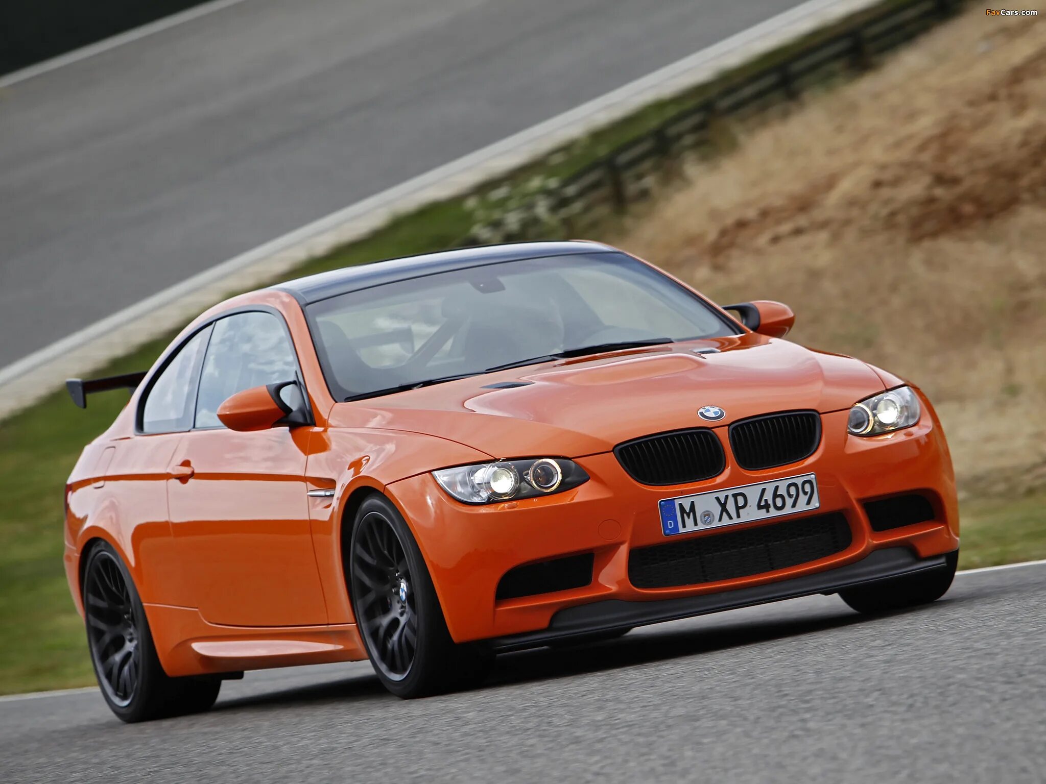 М 3 групп. BMW m3 GTS. BMW m3 III. BMW 3 m3. BMW m3 GTS 2010.