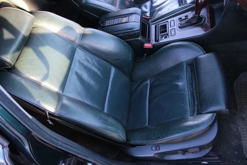 Рекаро сиденья е39. Сиденья бмв е39 м5. Сиденья комфорт бмв е39. Сиденья bmw e39. Салон бмв е39 рекаро.