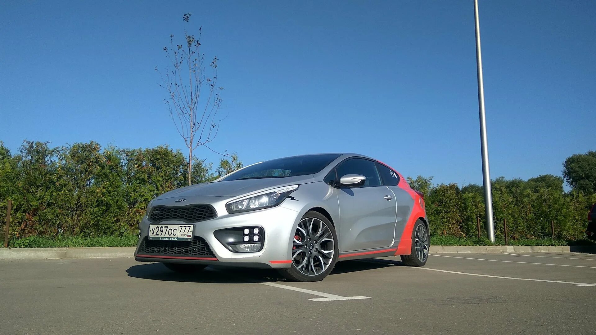 Сид джи. Kia Ceed gt 2019 купе. P1111 Kia Ceed. Kia Ceed gt серая. Киа СИД Джи ти 2020.