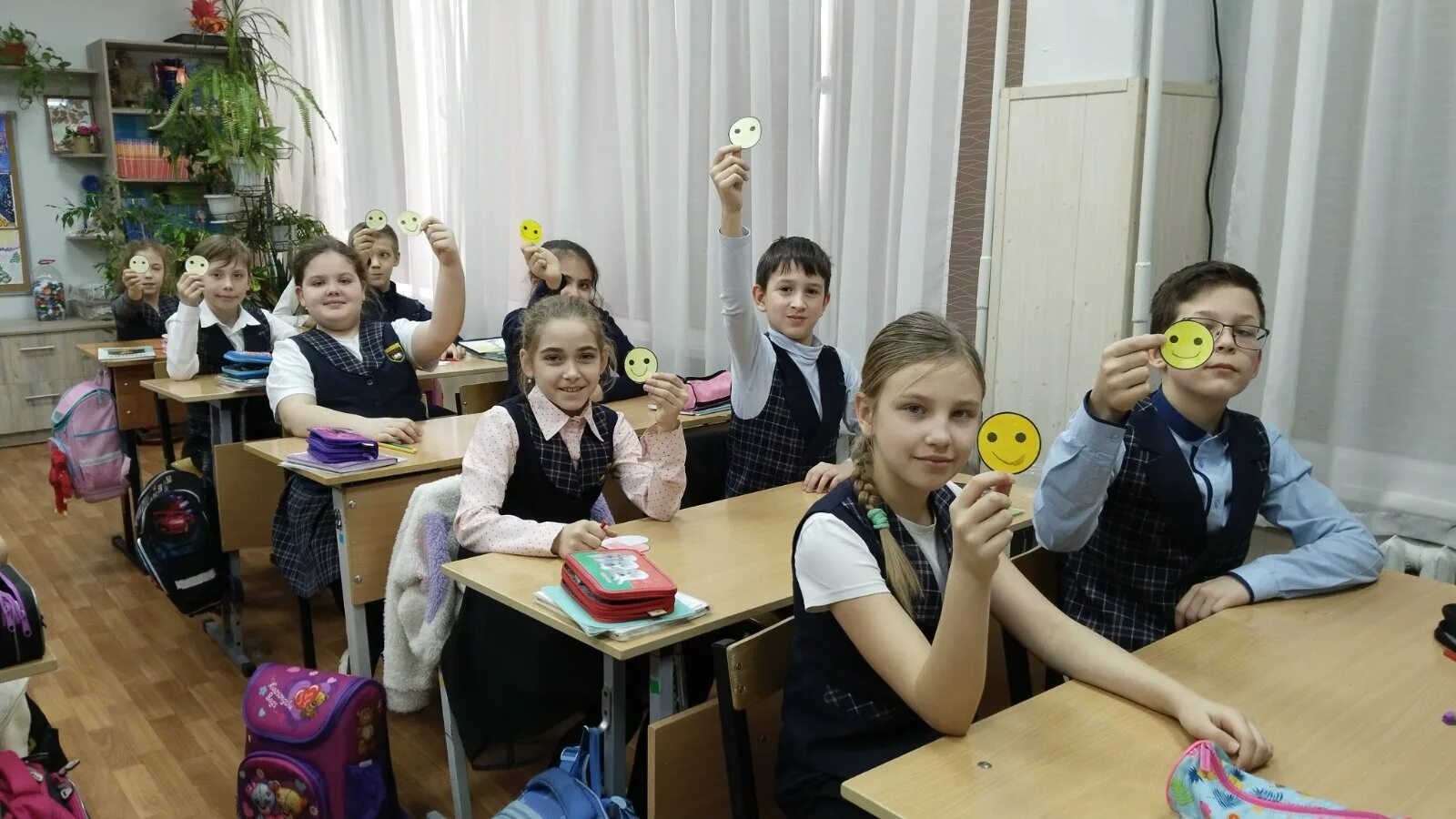Орленок доброволец 3 класс. Орленок доброволец. орленок школа. станция орленок доброволец. орленок доброволец орлята россии.