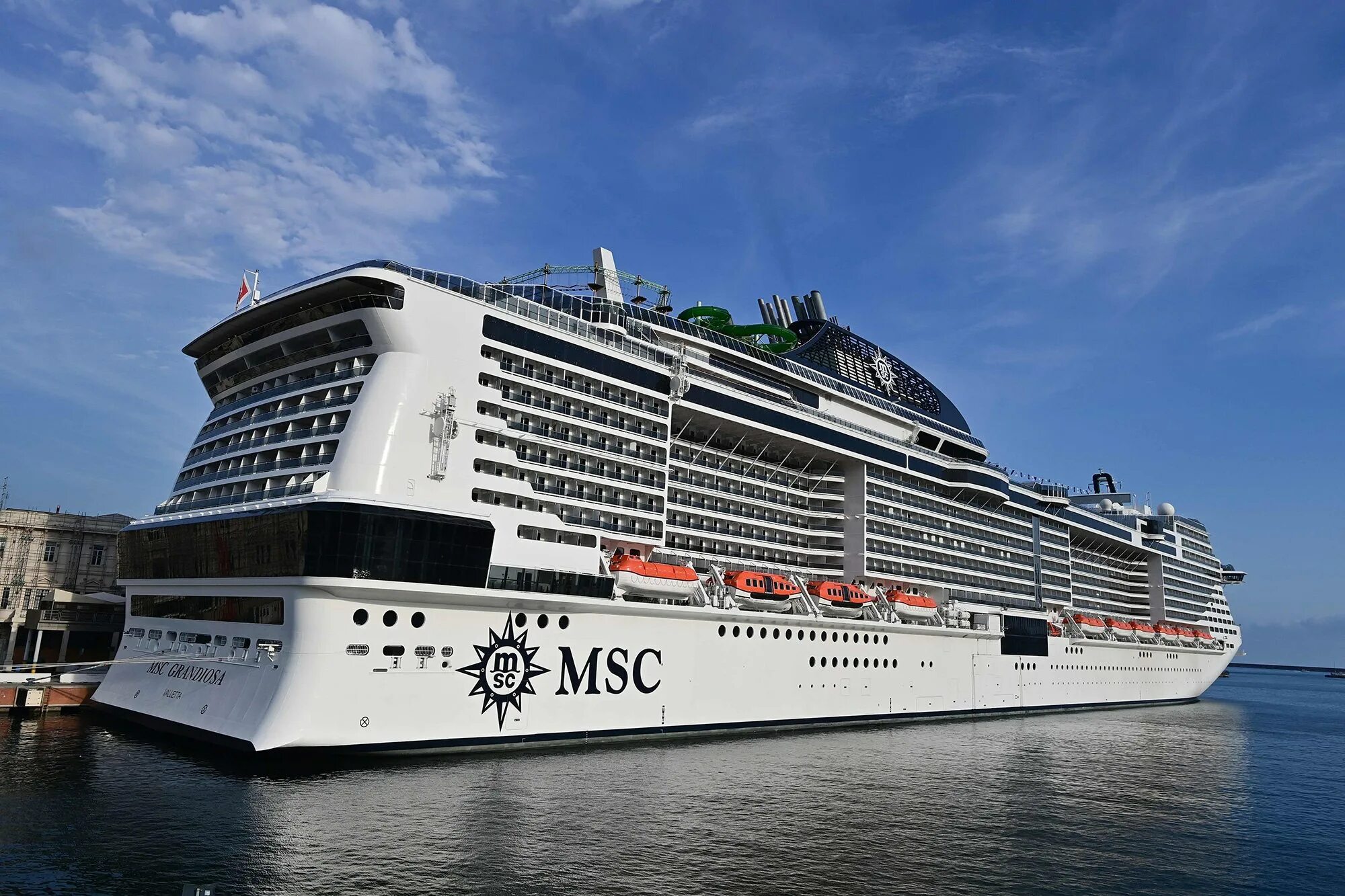 Что значит лайнер. Лайнер грандиоза msc. msc grandiosa круизный лайнер. мск грандиоза круизный лайнер. круиз msc grandiosa.