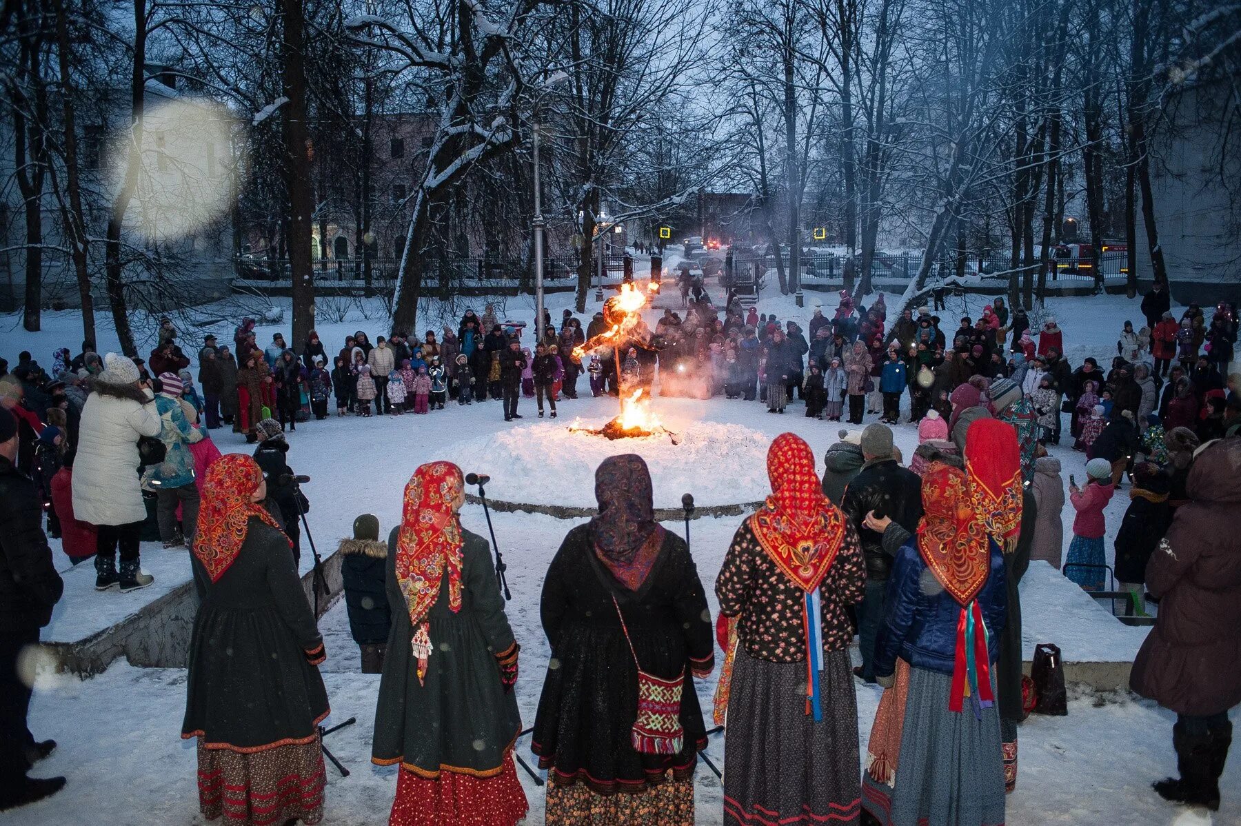 Масленица у язычников. Народные гуляния на Масленицу. Праздничные народные гулянья. Обряды на Масленицу. Зимние гуляния.